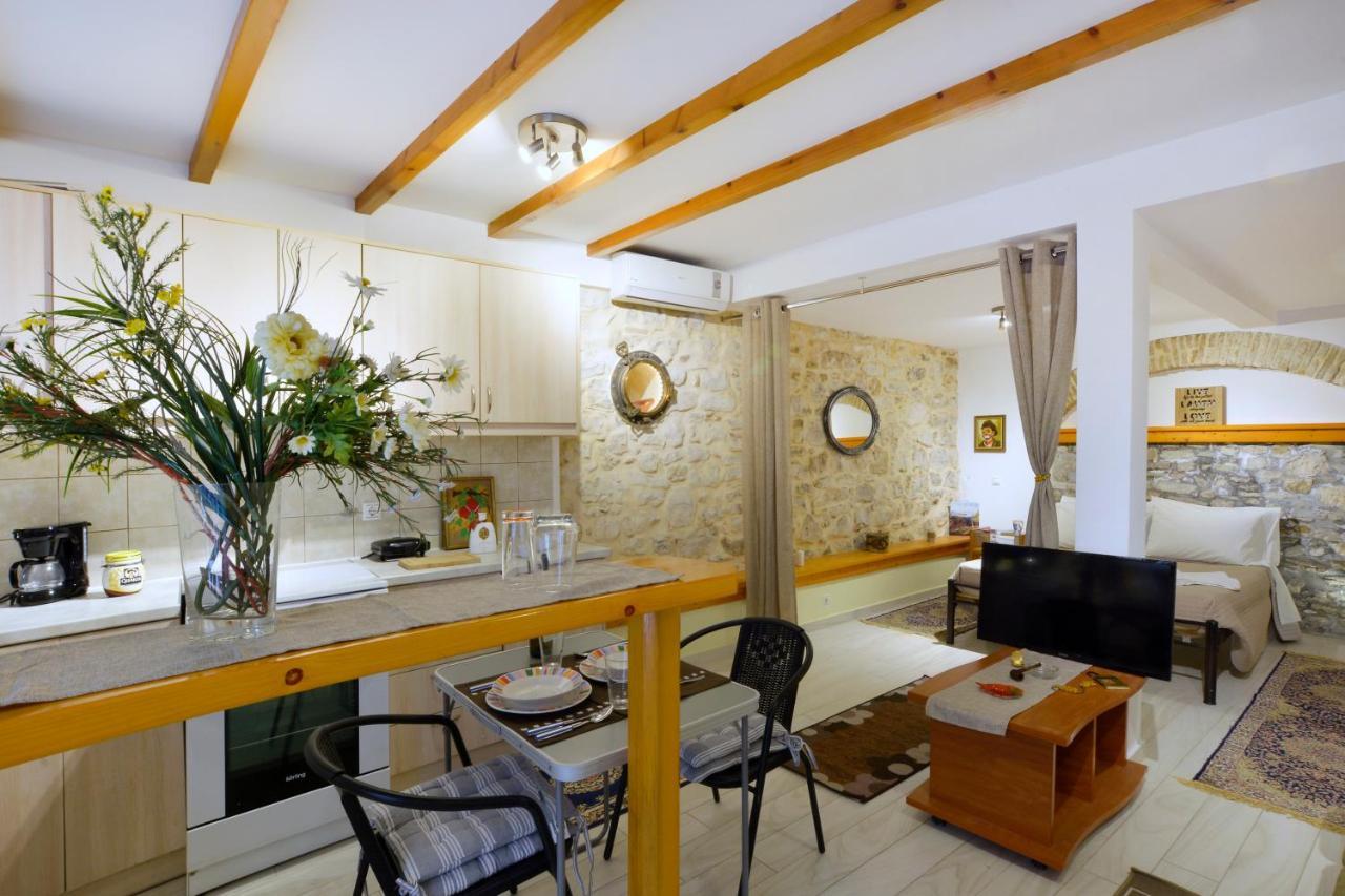 Studio In Corfu Town Exterior foto